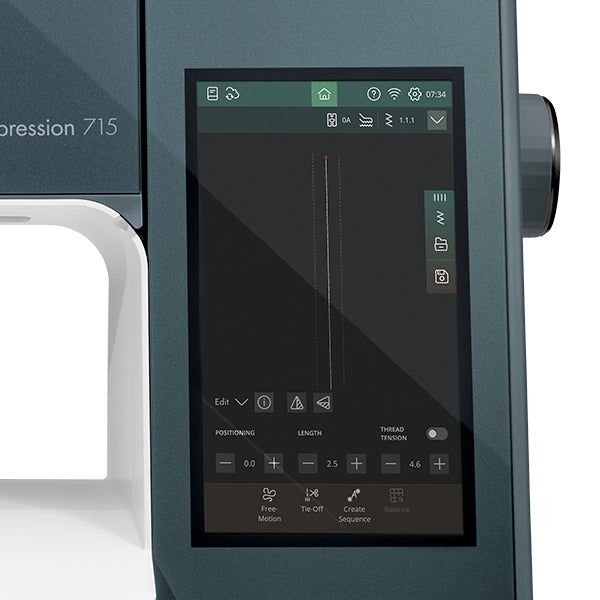 PFAFF expression 715 Sewing Machine