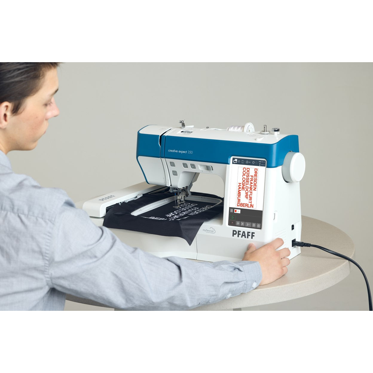 PFAFF Creative Expect 350 Sewing & Embroidery Machine