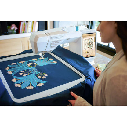 HUSQVARNA VIKING DESIGNER EPIC 3 Sewing & Embroidery Machine